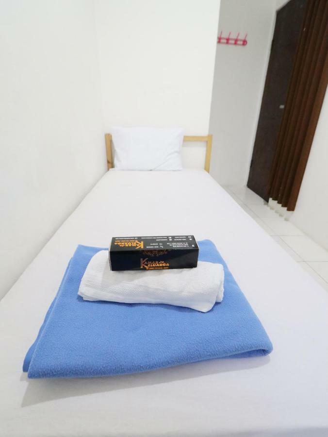 Kamar Keluarga Kalideres Yakarta Exterior foto